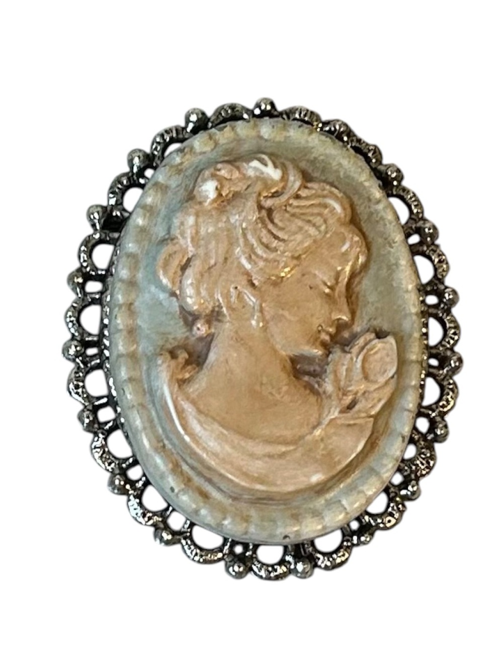 Vintage-Inspired Cameo Brooch/Pendant Taupe in Color